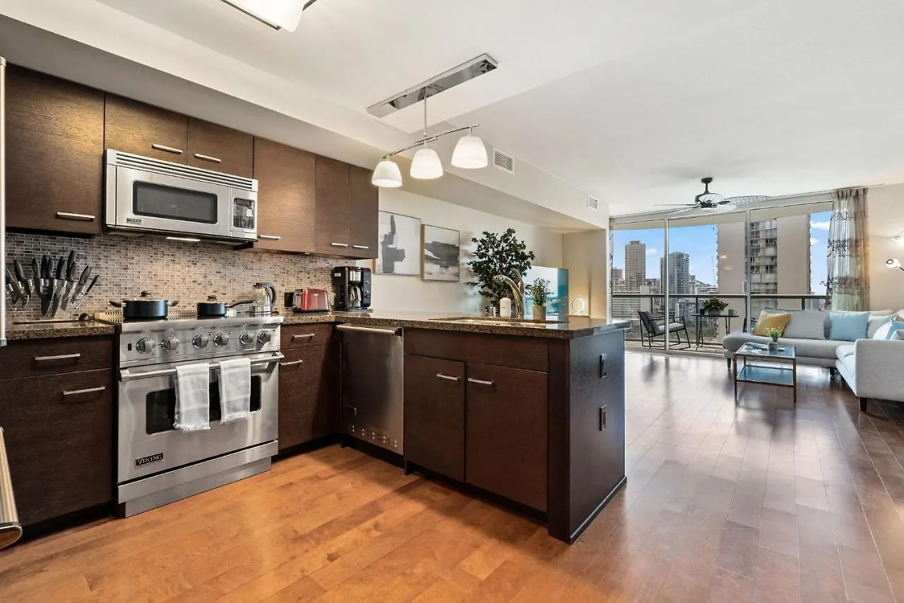 アパート Allure Waikiki Condo ホノルル