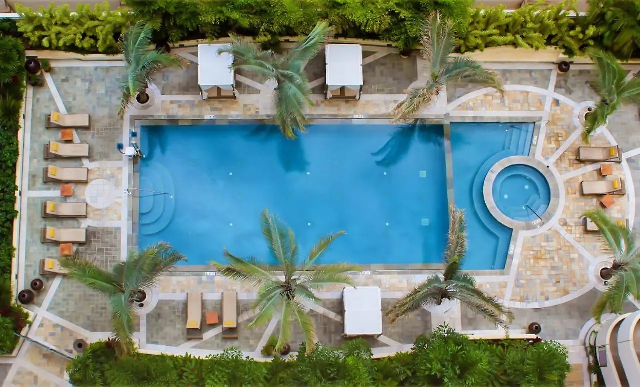 Allure Waikiki Condo ホノルル 米国